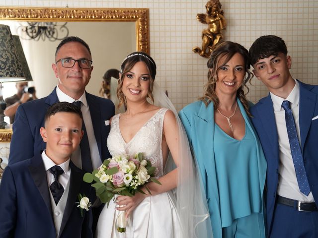 Il matrimonio di Lorenzo e Fabiana a Celano, L'Aquila 22
