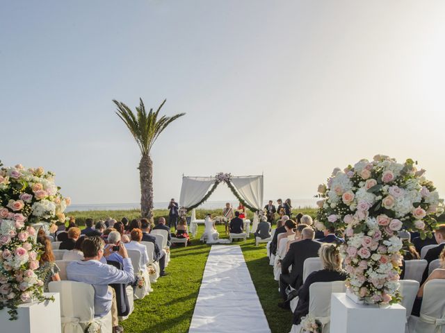 Il matrimonio di Bela e Antonella a Capaccio Paestum, Salerno 42