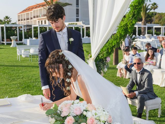 Il matrimonio di Bela e Antonella a Capaccio Paestum, Salerno 48