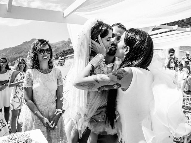 Il matrimonio di Ivan e Giuliana a Letojanni, Messina 27