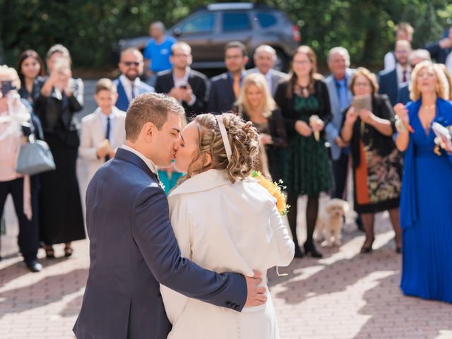 Il matrimonio di Luca e Marianna a Monte San Pietro, Bologna 31