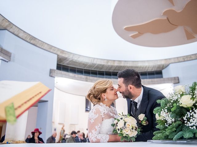 Il matrimonio di Massimo e Flavia a Appignano, Macerata 6