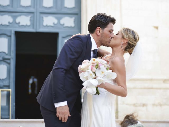 Il matrimonio di Fabiana e Donatello a Martina Franca, Taranto 42