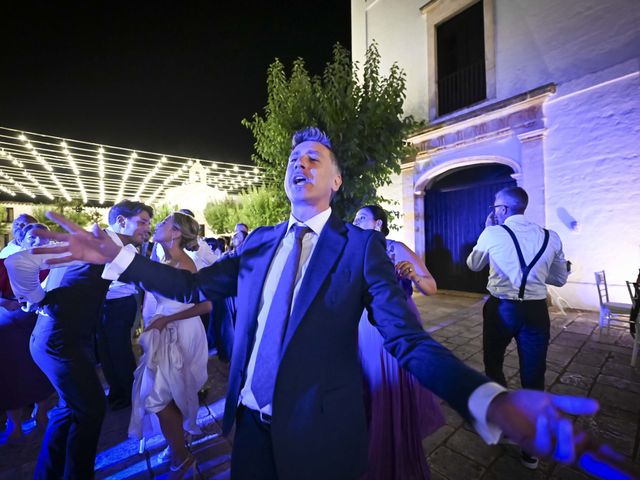 Il matrimonio di Fabiana e Donatello a Martina Franca, Taranto 91