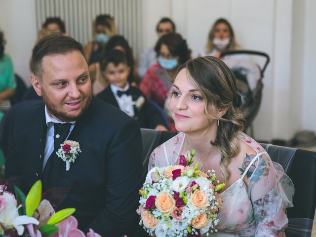 Il matrimonio di Davide e Viola a Muggiò, Monza e Brianza 20