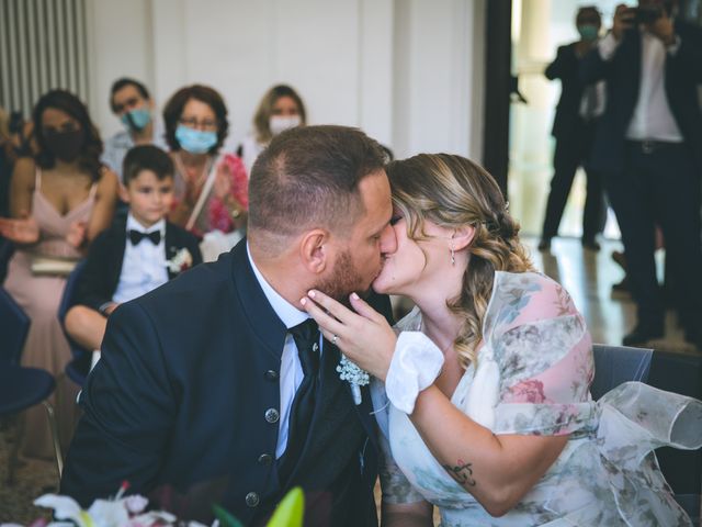 Il matrimonio di Davide e Viola a Muggiò, Monza e Brianza 31