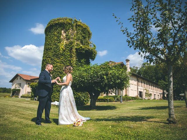 Il matrimonio di Davide e Viola a Muggiò, Monza e Brianza 73