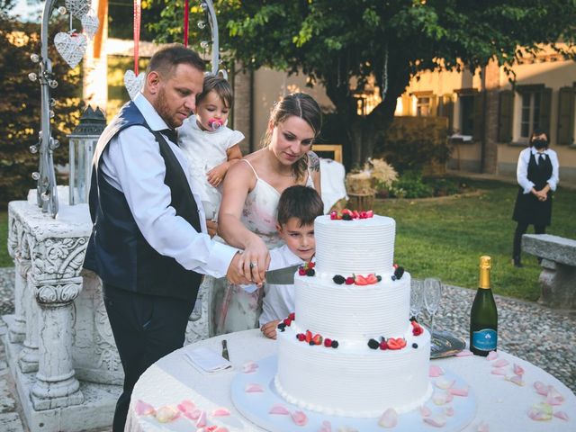 Il matrimonio di Davide e Viola a Muggiò, Monza e Brianza 122