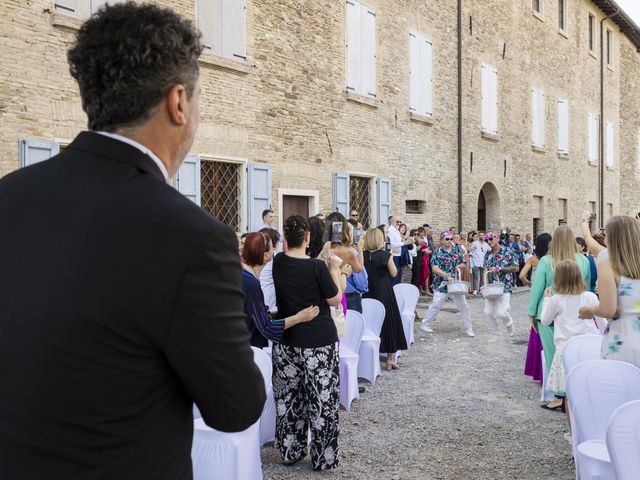 Il matrimonio di Enrico e Francesca a Castelvetro di Modena, Modena 19