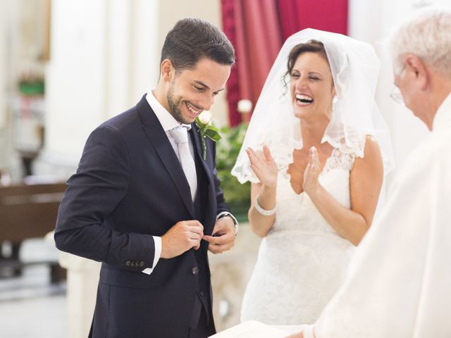 Il matrimonio di Denis e Francesca a Agropoli, Salerno 18