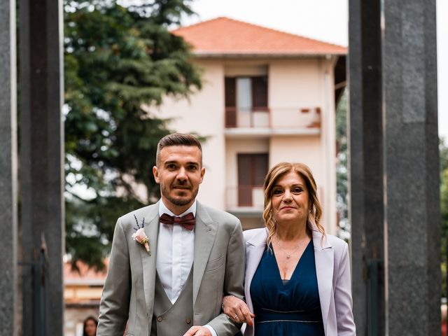 Il matrimonio di Andrea e Irene a Clivio, Varese 21