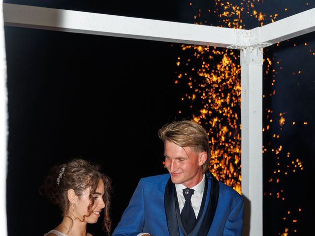 Il matrimonio di Mirko e Elena a Volta Mantovana, Mantova 8