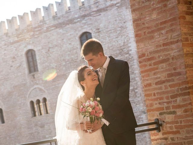 Il matrimonio di Michele e Federica a Fabriano, Ancona 10