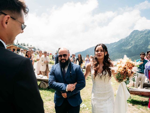 Il matrimonio di Roy e Sara a Torgnon, Aosta 16