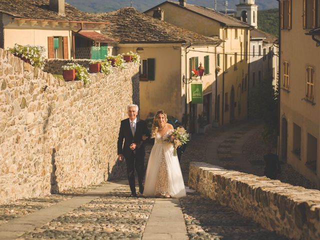 Il matrimonio di IVAN e ROBERTA a Compiano, Parma 36