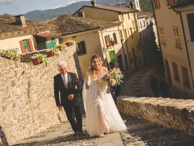 Il matrimonio di IVAN e ROBERTA a Compiano, Parma 37