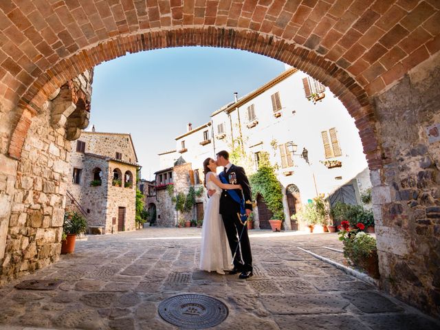 Il matrimonio di Giovanni e Marta a Manciano, Grosseto 31