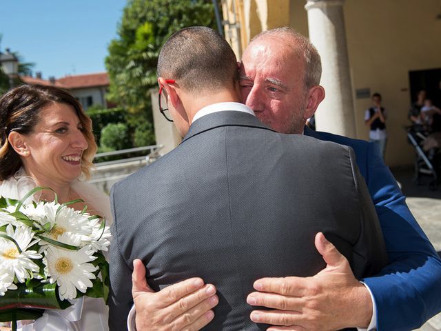 Il matrimonio di Massimiliano e Francesca a Ternate, Varese 8