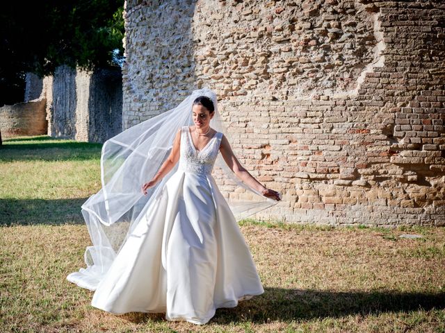 Il matrimonio di Enrico e Giulia a Fano, Pesaro - Urbino 39