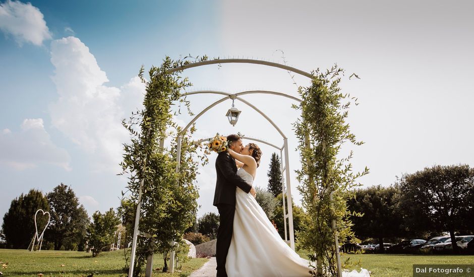 Il matrimonio di Valentina e Gianluca a Ronco all'Adige, Verona