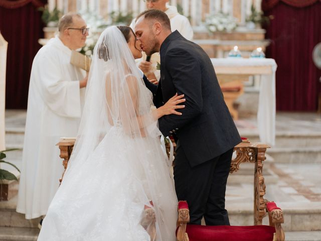 Il matrimonio di Roberta e Alessio a Catania, Catania 25