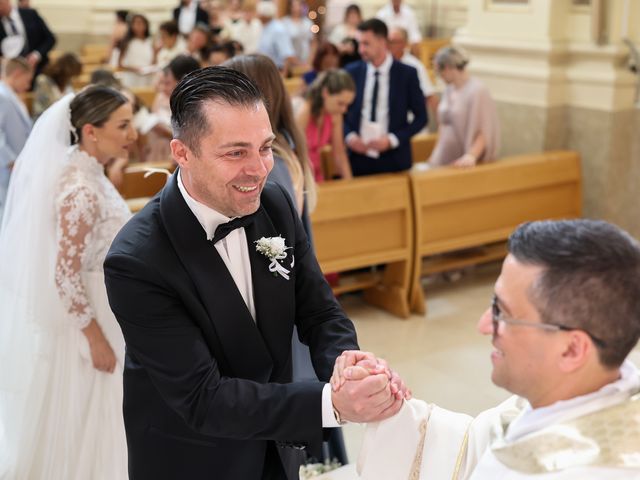 Il matrimonio di Benito e Anna a Locorotondo, Bari 33
