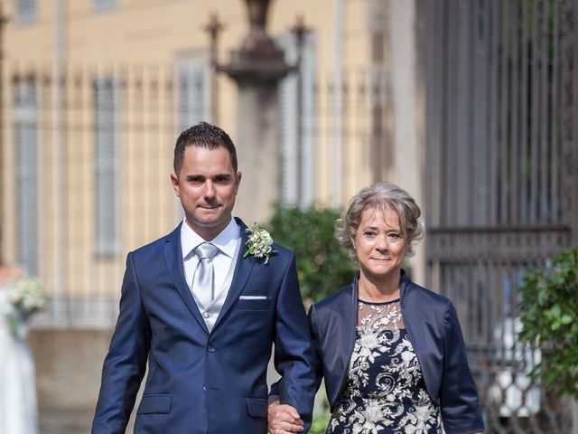 Il matrimonio di Daniele e Elisa a Montevecchia, Lecco 24