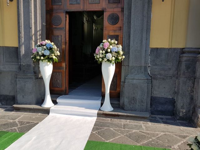 Il matrimonio di Raffaele  e Raffaella a Pollena Trocchia, Napoli 26