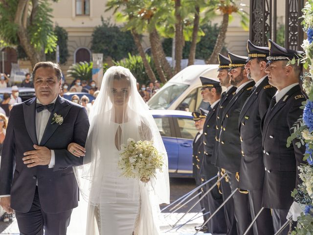 Il matrimonio di Angelo e Anna a Sorrento, Napoli 25