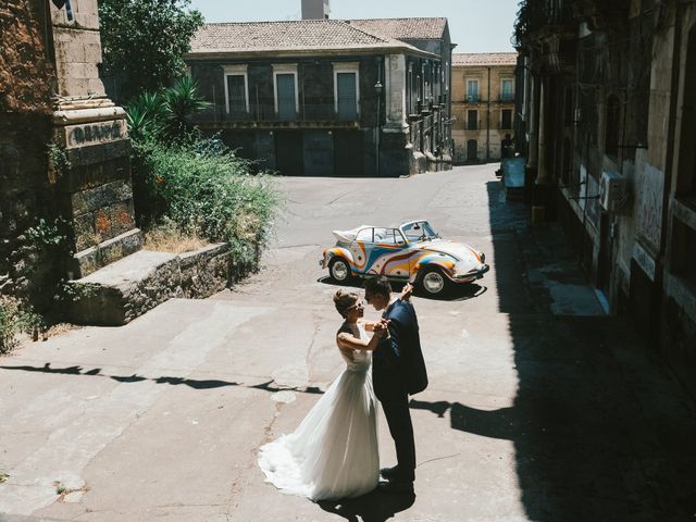 Il matrimonio di Simone e Clara a Motta Sant&apos;Anastasia, Catania 13