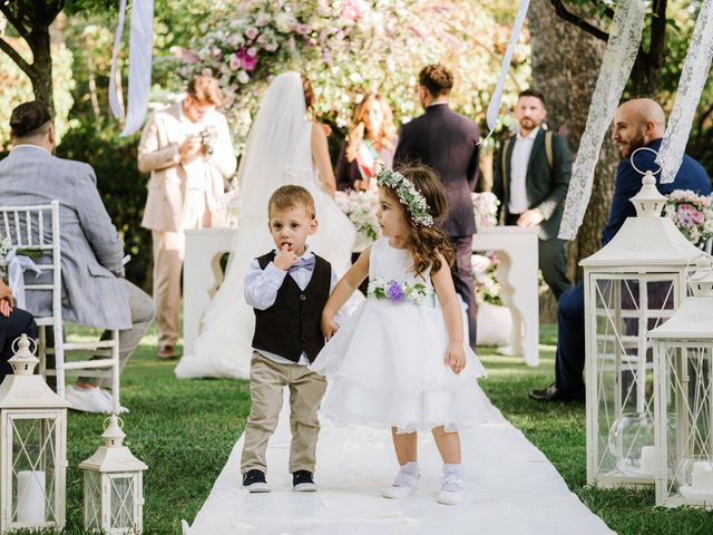 Il matrimonio di Laura e Luca a Santa Maria a Vico, Caserta 11