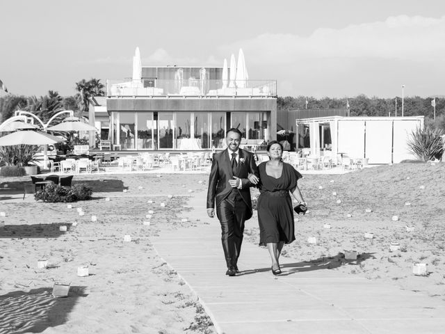 Il matrimonio di Manolo e Valeria a Viareggio, Lucca 10