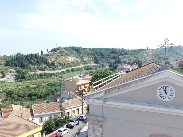 Il matrimonio di Cosimo e Daniela a Villafranca Tirrena, Messina 30