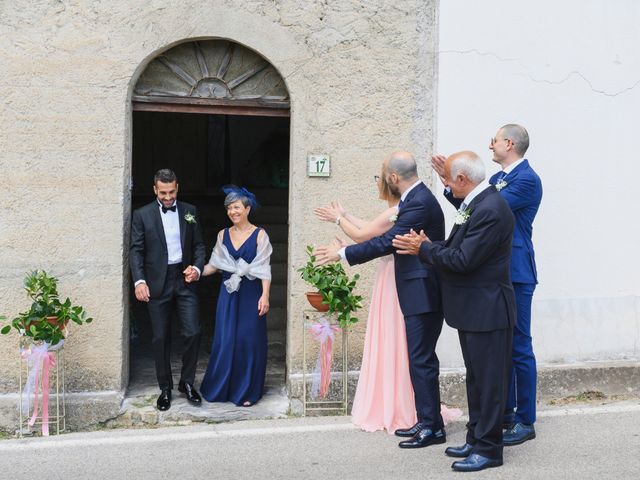 Il matrimonio di Marco e Lucrezia a Magliano Vetere, Salerno 32