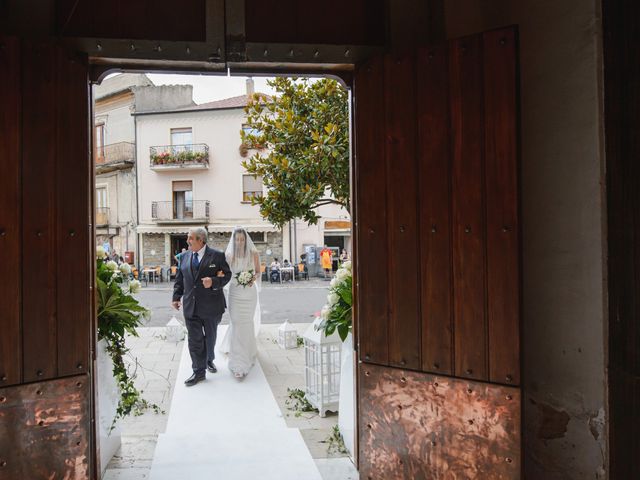 Il matrimonio di Marco e Lucrezia a Magliano Vetere, Salerno 36