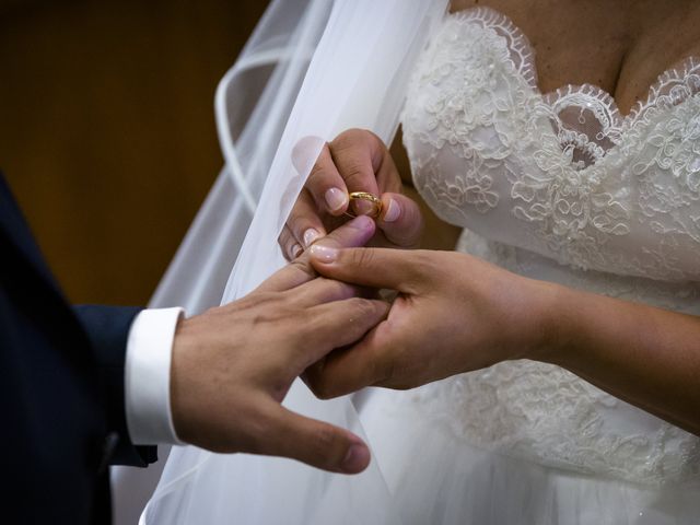 Il matrimonio di Massimiliano e Emanuela a Selargius, Cagliari 30