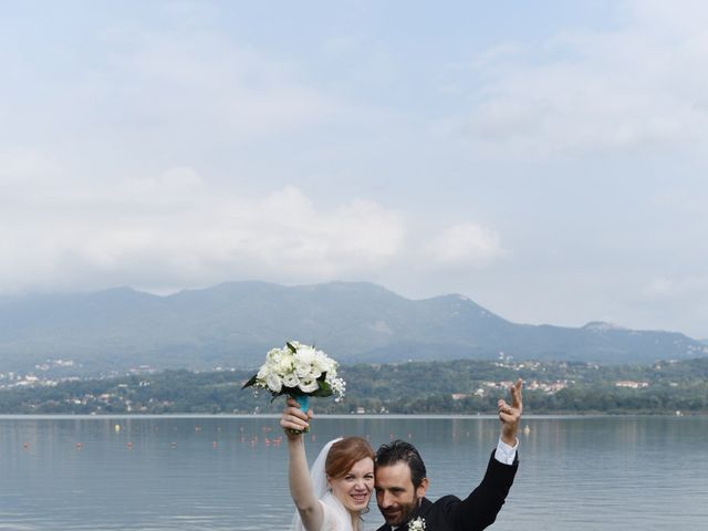 Il matrimonio di Andrea e Serena a Daverio, Varese 1