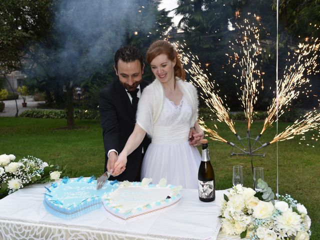 Il matrimonio di Andrea e Serena a Daverio, Varese 15