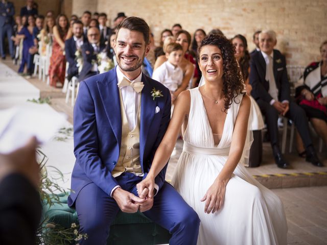 Il matrimonio di Luca e Marina a Mogliano, Macerata 23