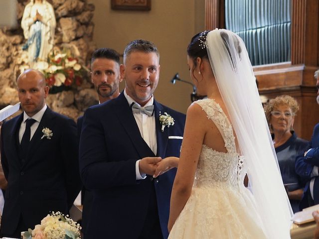 Il matrimonio di Emanuele e Valentina a Coreglia Antelminelli, Lucca 20