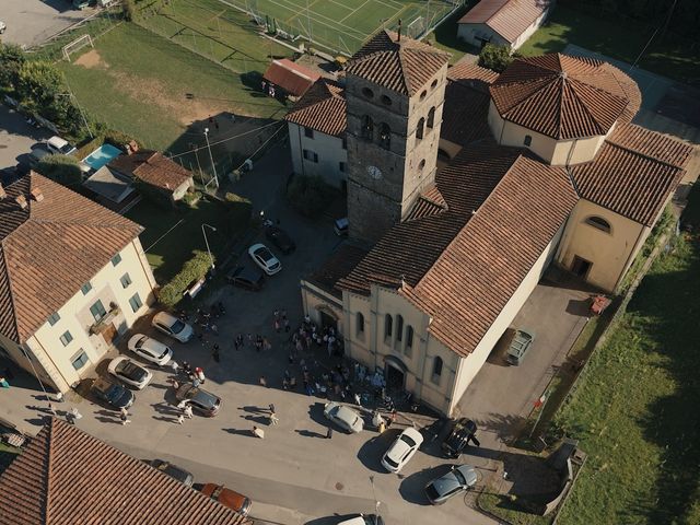 Il matrimonio di Emanuele e Valentina a Coreglia Antelminelli, Lucca 27