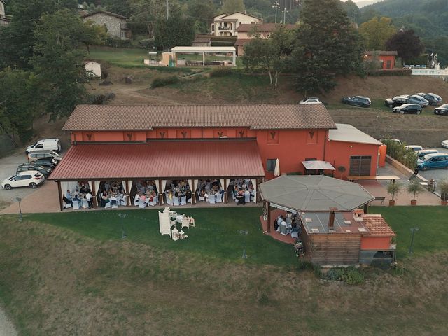 Il matrimonio di Emanuele e Valentina a Coreglia Antelminelli, Lucca 41