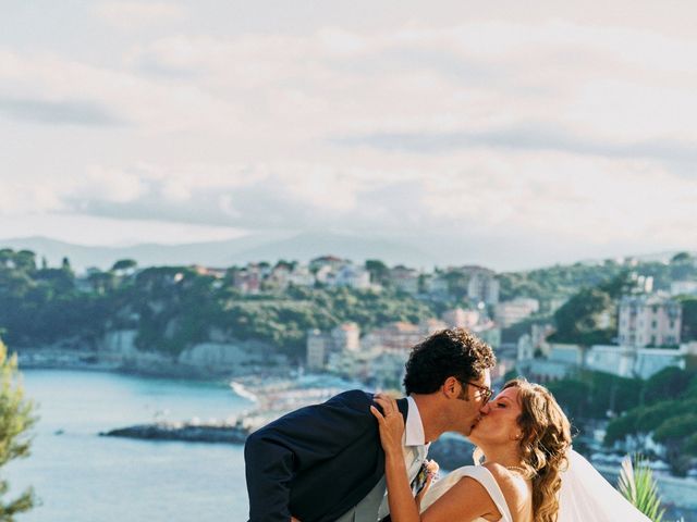 Il matrimonio di Teo e Rebecca a Arenzano, Genova 42