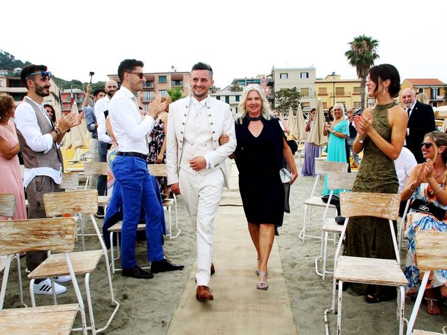 Il matrimonio di Luca e Valentina a Albissola Marina, Savona 29