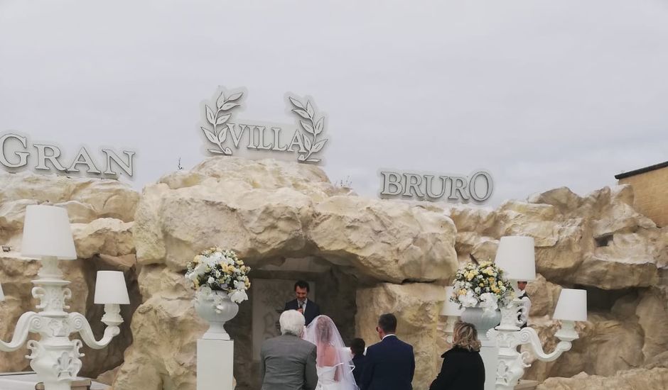 Il matrimonio di Diego e Maria a Castellammare di Stabia, Napoli