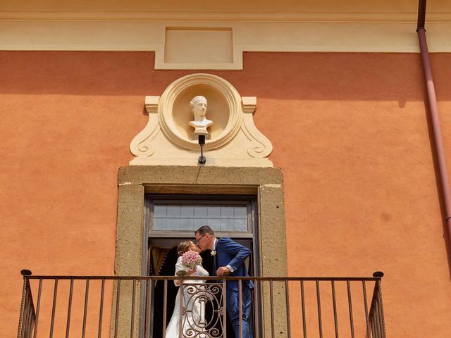 Il matrimonio di Giulio e Gabriella a Rocca di Papa, Roma 20