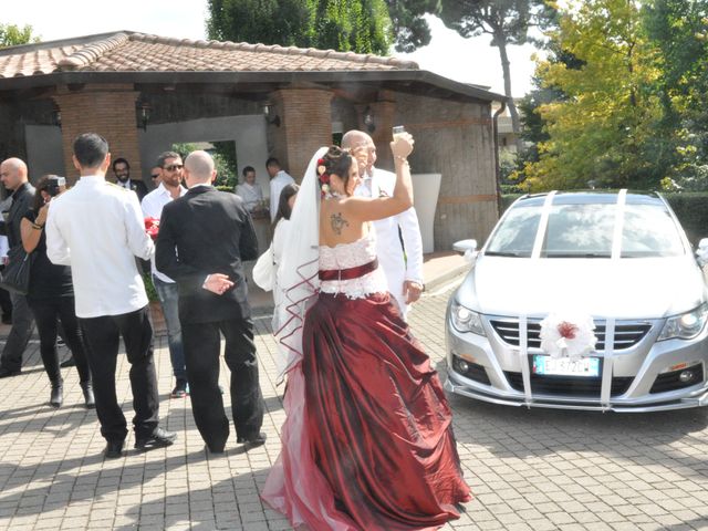 Il matrimonio di Letizia e Enrico a Castel Gandolfo, Roma 35