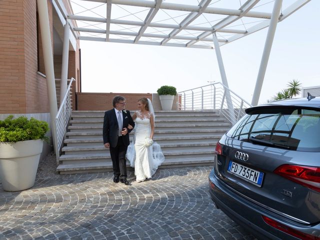 Il matrimonio di Lorenzo e Sara a Ancona, Ancona 30