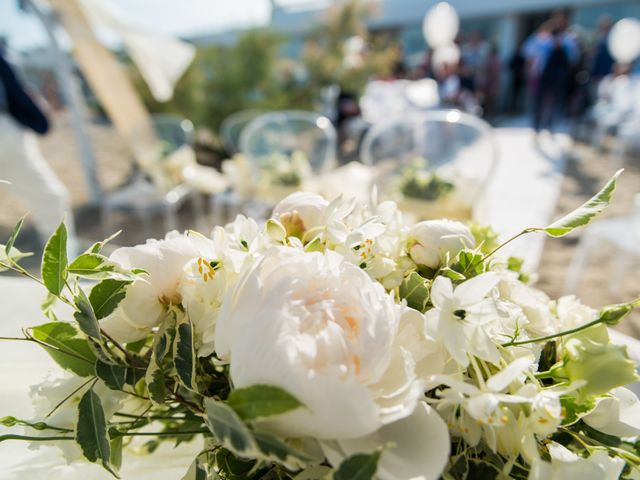 Il matrimonio di Claudio e Caterina a Comacchio, Ferrara 19