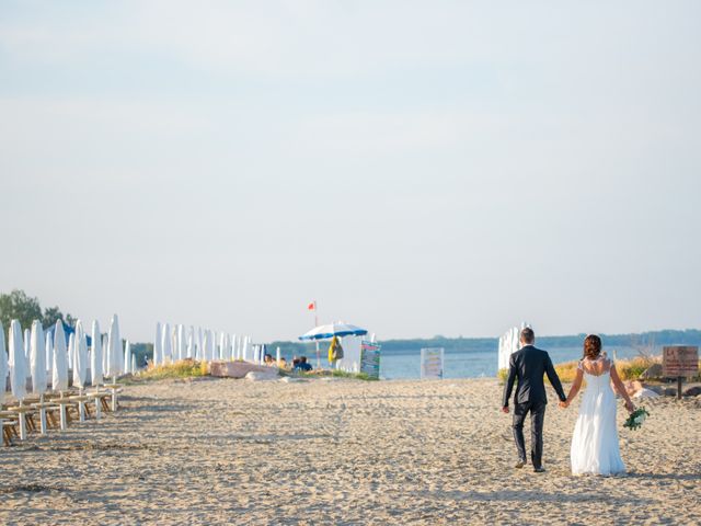 Il matrimonio di Claudio e Caterina a Comacchio, Ferrara 38